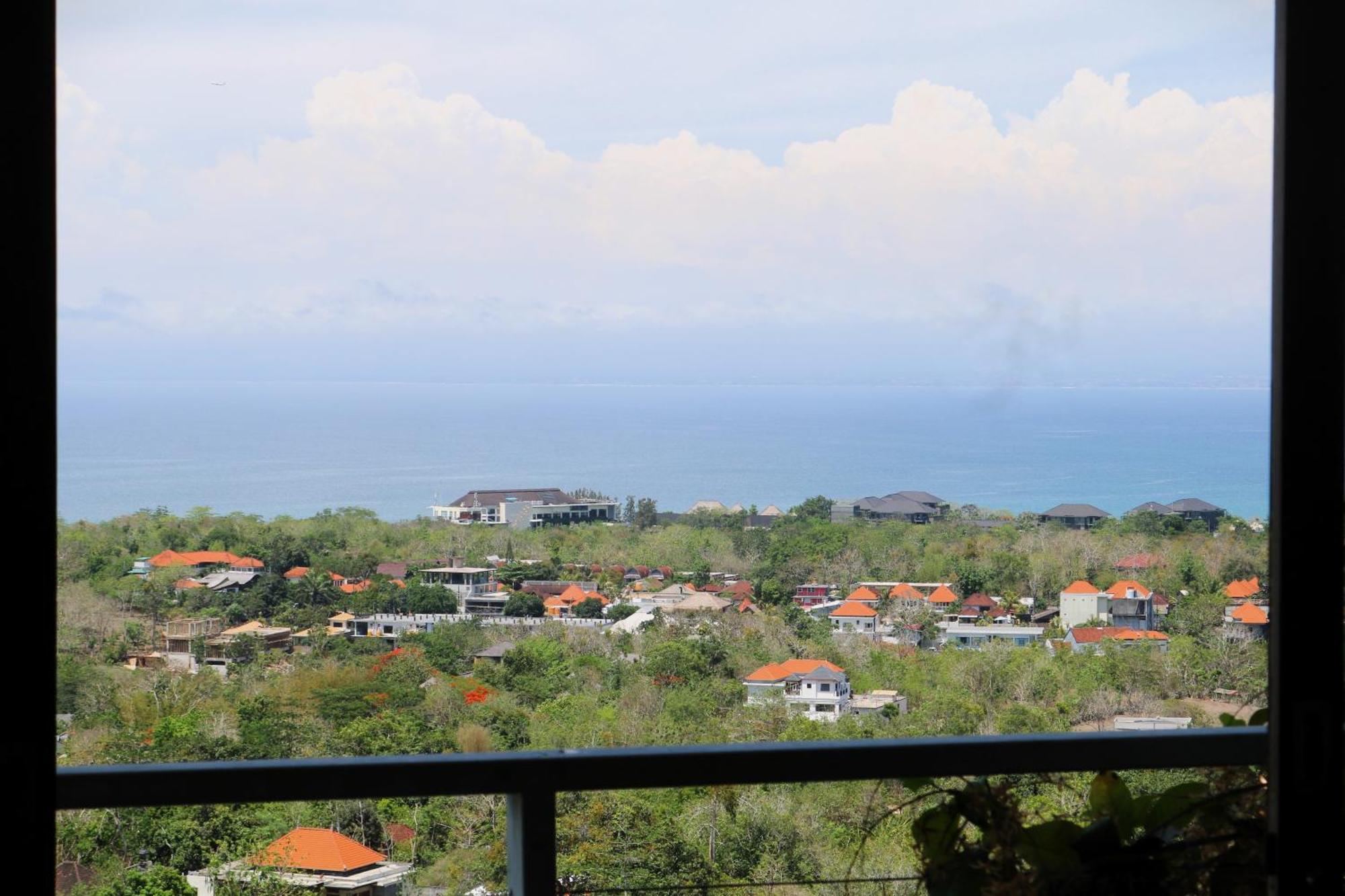 Villa Awan Uluwatu Exterior photo