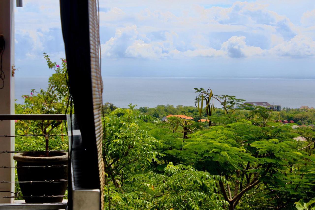 Villa Awan Uluwatu Exterior photo